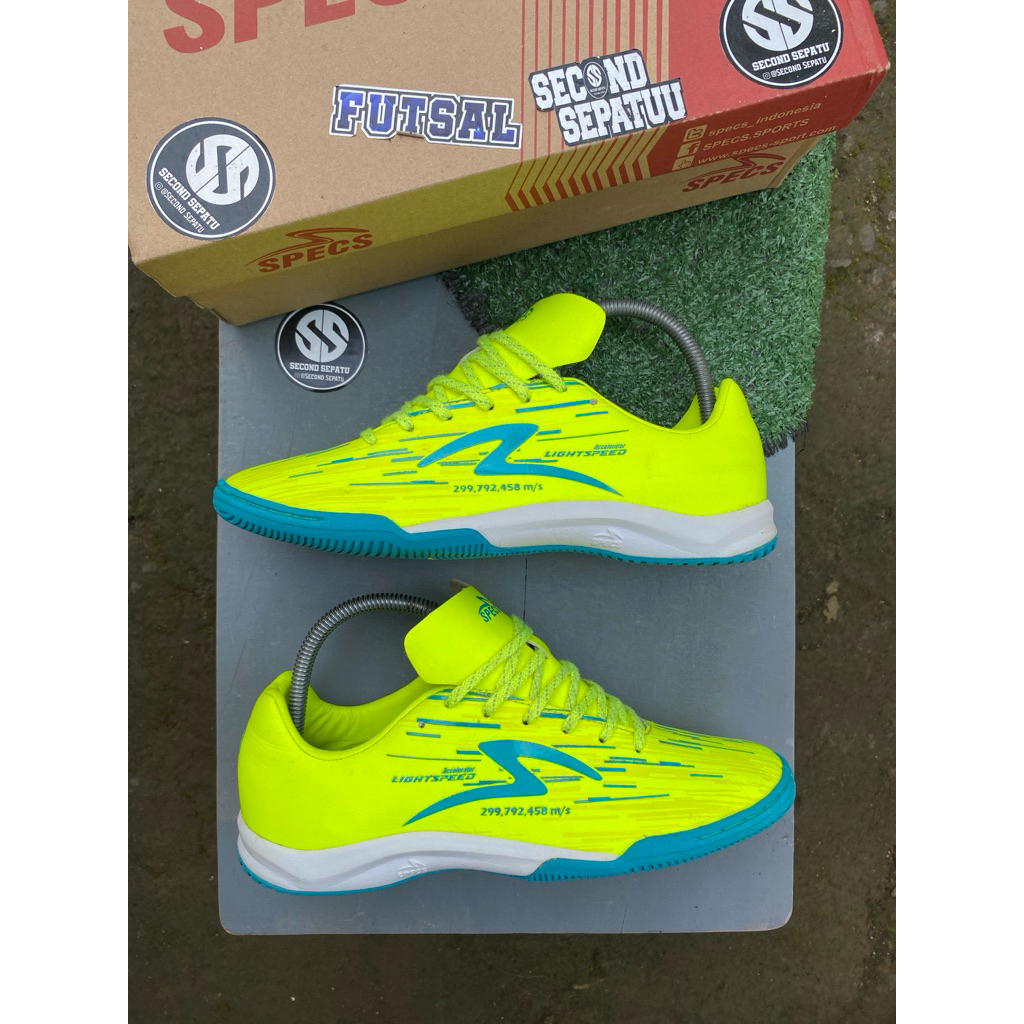 lightspeed reborn in saffety yellow