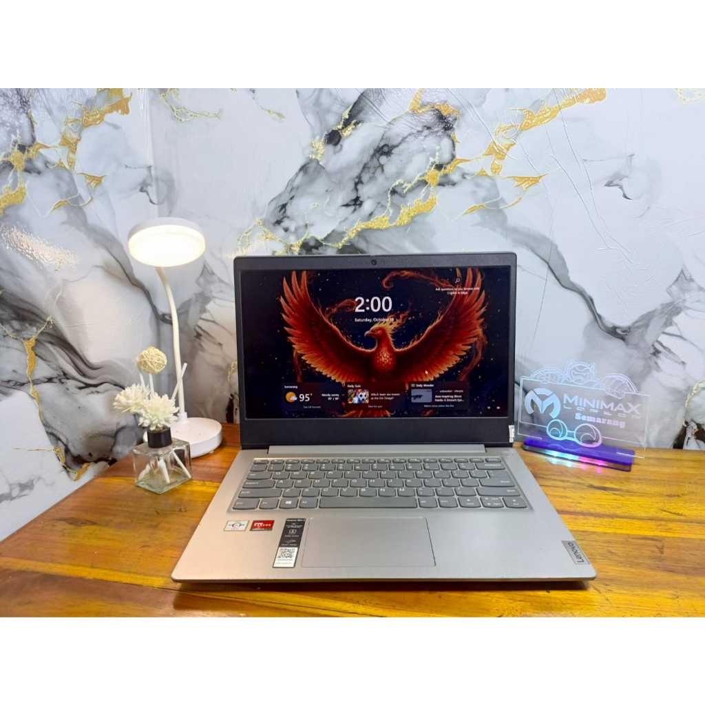 Lenovo Ideapad Slim 3 Athlon Ram 8GB Nvme 256GB windows 11 ori