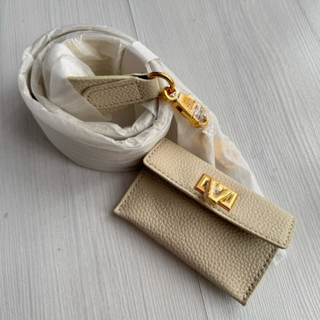 Pocket strap Gigi Bag Vone World in Ivory (BRAND NEW - Ready stock)