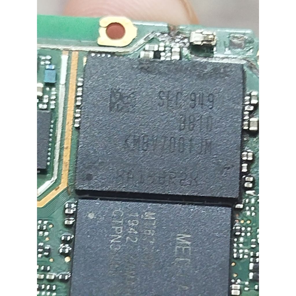 IC UFS KM8V 8/128