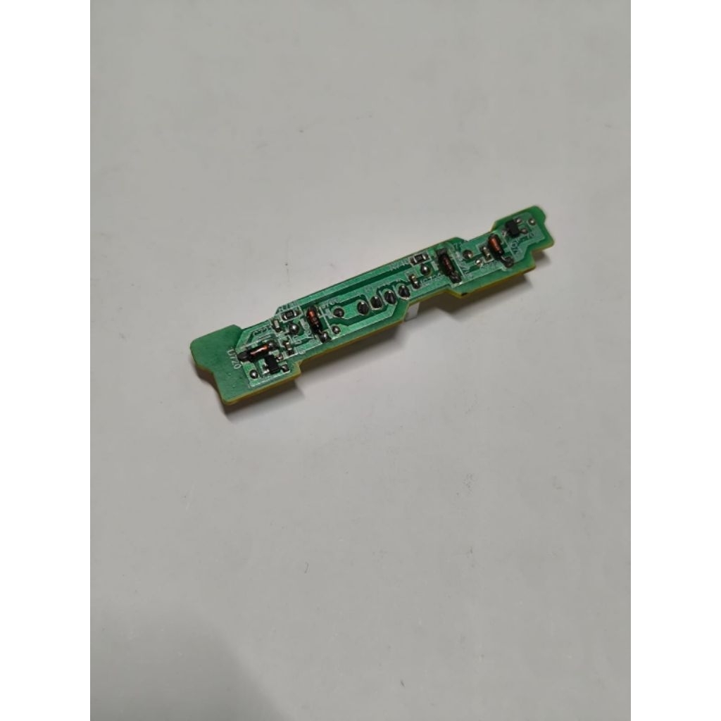 MODUL SENSOR PINTU KULKAS POLYTRON PRM23QN PRM21QB PART POLYTRON