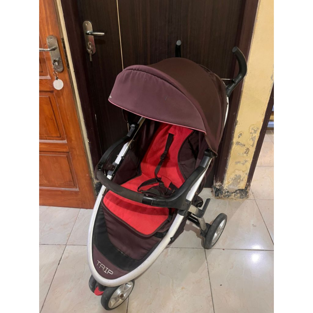 Stroller BabyDoes (PRELOVED) / Stroller Cocolatte Preloved