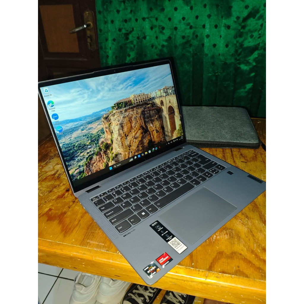 Lenovo IdeaPad Flex 5 14ALC7 Laptop 2-in-1 14" Storm Grey, Ryzen 5, 8GB, 512GB SSD