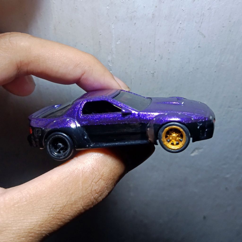 Hot wheels mazda savanna rx7 fc