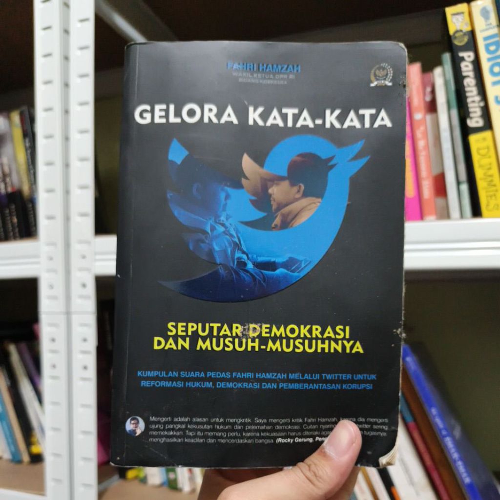 Buku Gelora Kata-kata Seputar Demokrasi dan musuh-musuhnya || Fahri Hamzah
