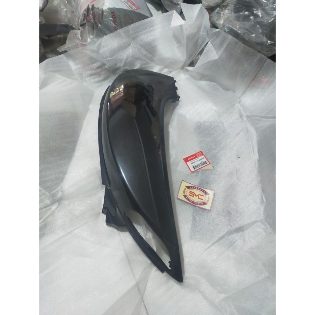 83500-K16-900FMB cover body kanan hitam Scoopy fi K16G 2013-2015 ORI AHM