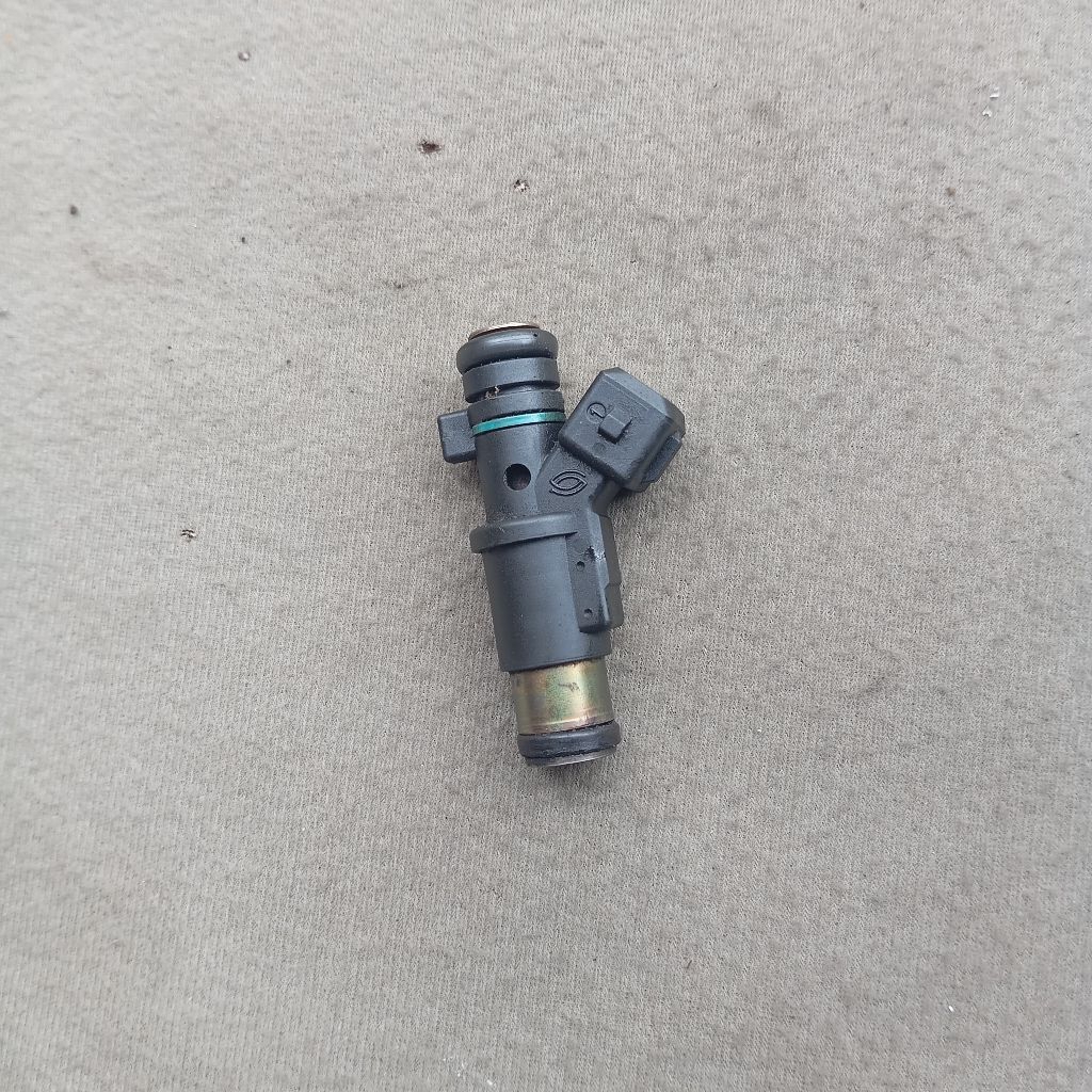 Nozle injector peugeot 206