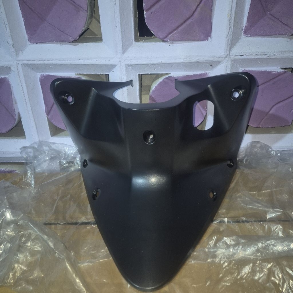 cover legshield leksil dalam dek kontakk tengah honda absolute revo repo 110 original ahm honda 6431