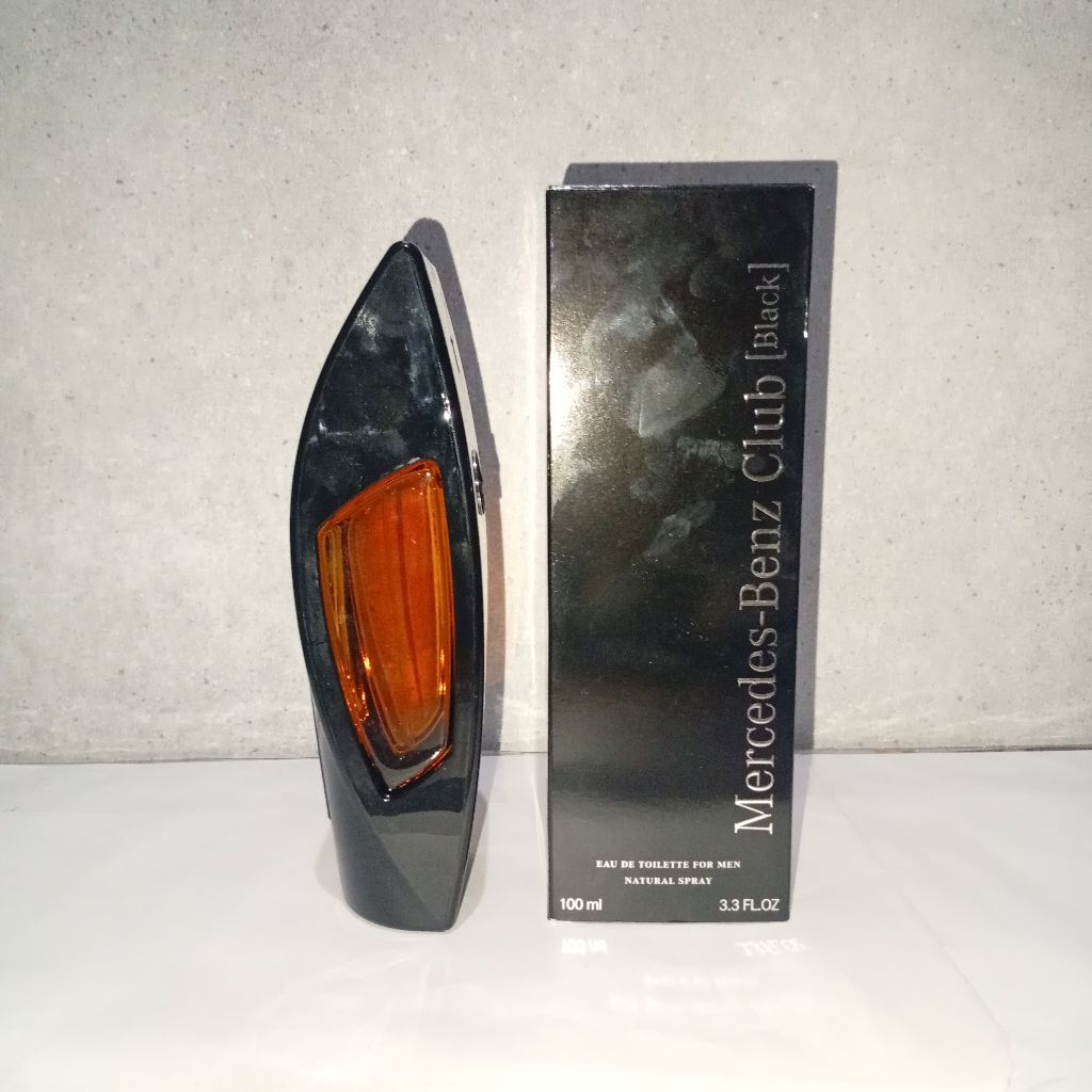 Preloved-Mercedes Benz Club Black