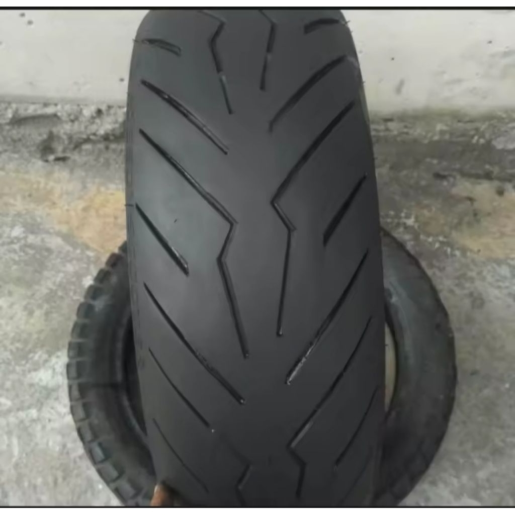 Ban belakang Yamaha NMAX 130/70-13 Pirelli Diablo Rosso