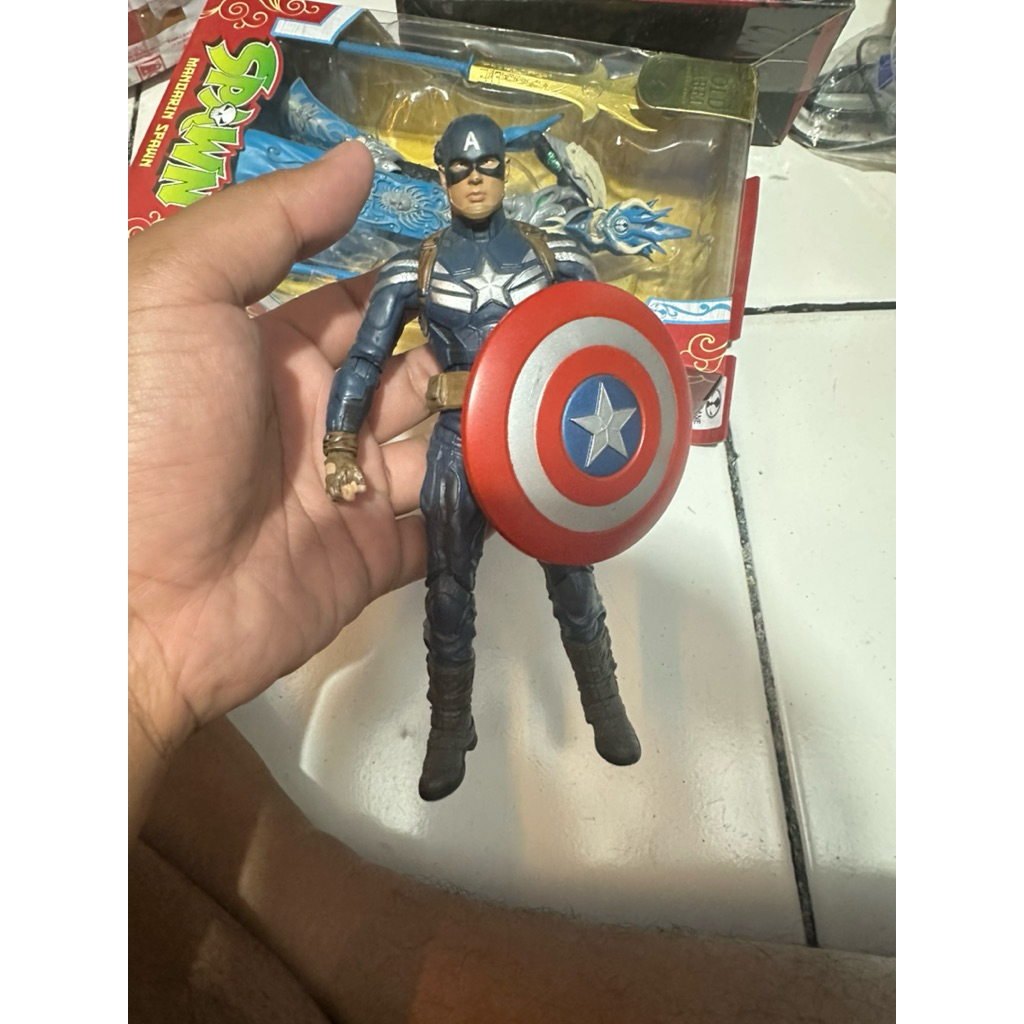 Captain america civir war marvel select diamond