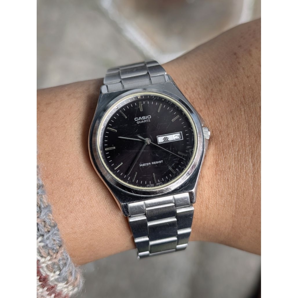 Casio MTP-1240DJ ( kanji-day )