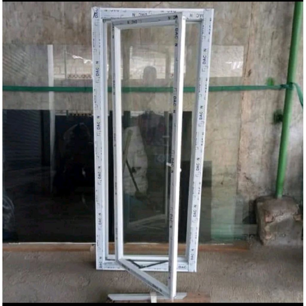 Jendela Alumunium Ukuran  100x40 satu set tinggal pasang FREE PEKING KAYU