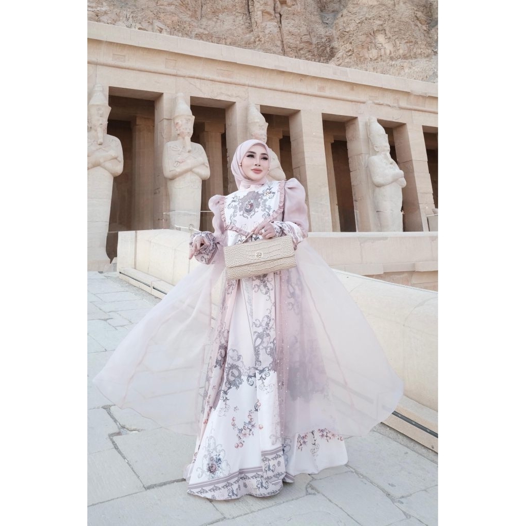 SHELLASAUKIA SET HIJAB DRESS RAYA MUTIARA PINK EXCLUSIVE