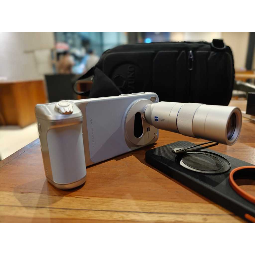 PGYTECH Photography Kit with ZEISS 2.35x Telephoto Converter Lens for Vivo X300 Pro - Warna BLUE