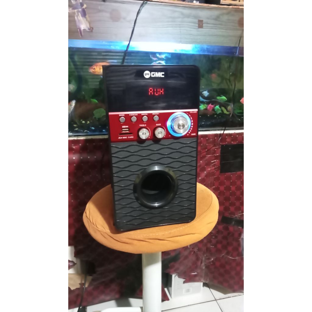 speaker aktif GMC model 888R kondisi normall