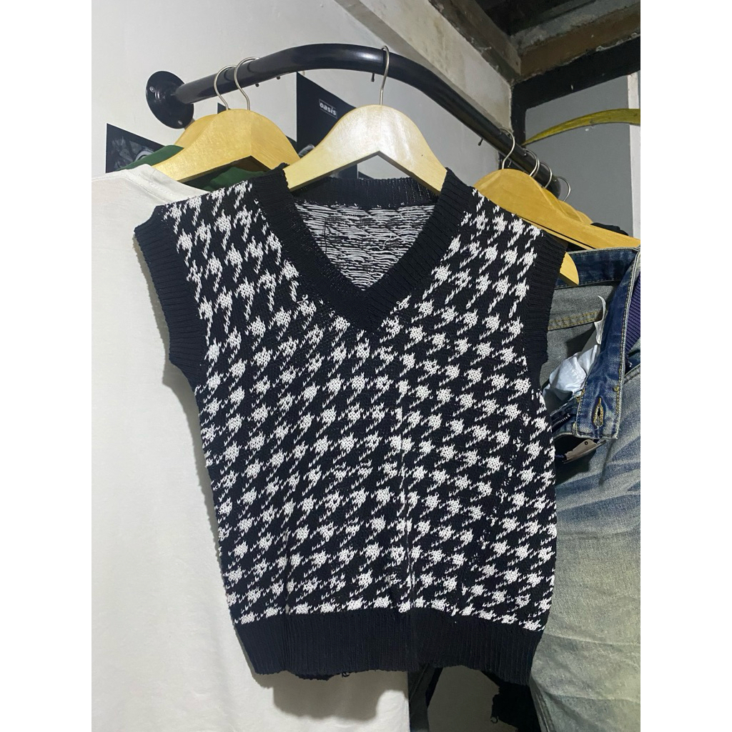 baju rajut model wanita