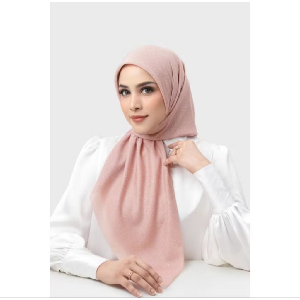 Hijab Button Scarf BSSS - Typograph Nude Pink Super Premium