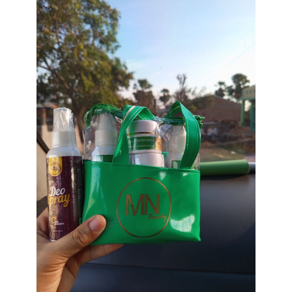 Cream MN Beauty Day & Night Toner + Facialwash + Kapas