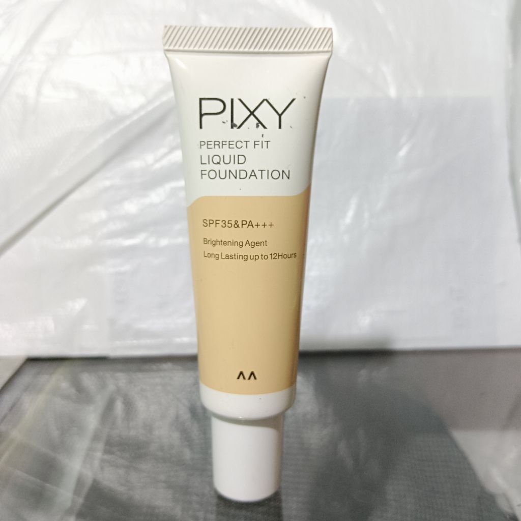 [PRELOVED] PIXY Perfect Fit Liquid Foundation 20ml