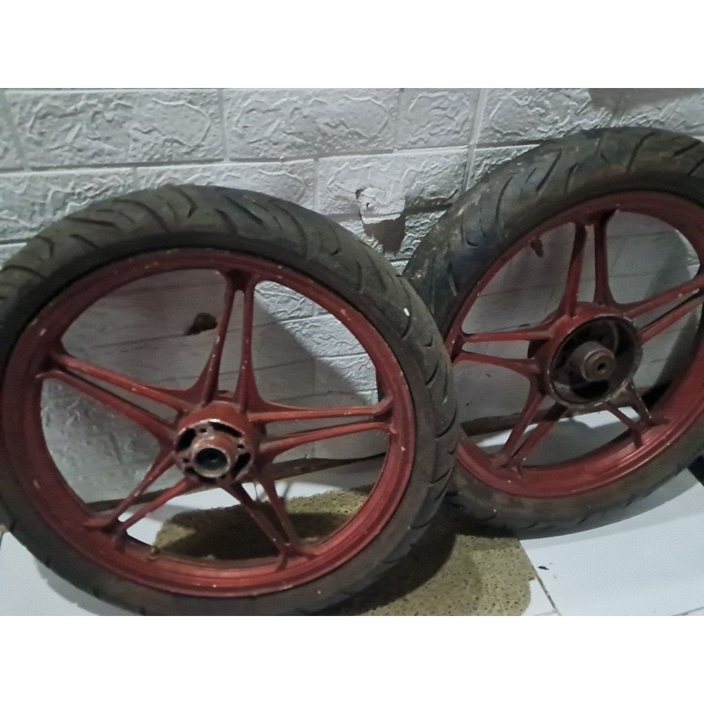 Velg pelek thunder tunder suzuki racing palang original ori copotan standar layak pakai kelengkapann