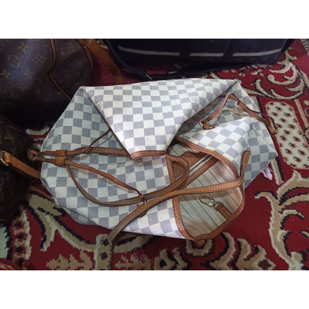 LV Neverfull Azur GM 2015 Preloved