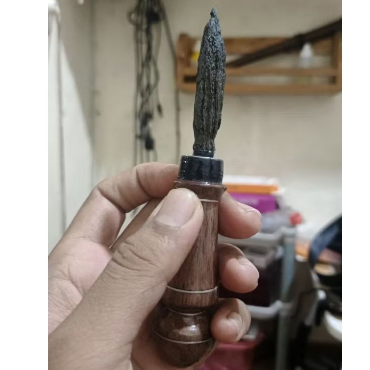 TOMBAK MENUR SEPUH WESI AJI