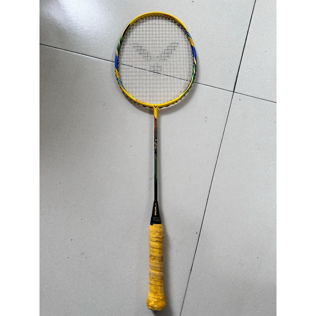 Raket badminton Victor hypernano x800 ltd control - USED