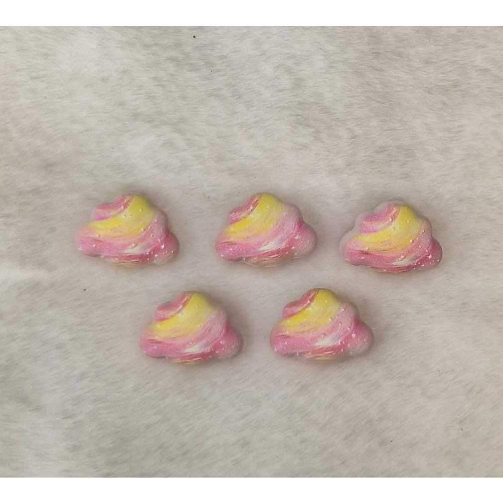 MANIK AKRILIK LUBANG TEMBUS AWAN KECIL GRADASI LUCU