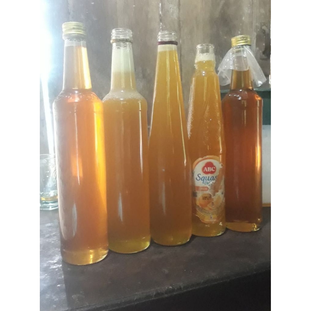 madu asli murni 100%,,asli hutan silambur,, dari lebah gong pakisarum kandang warak