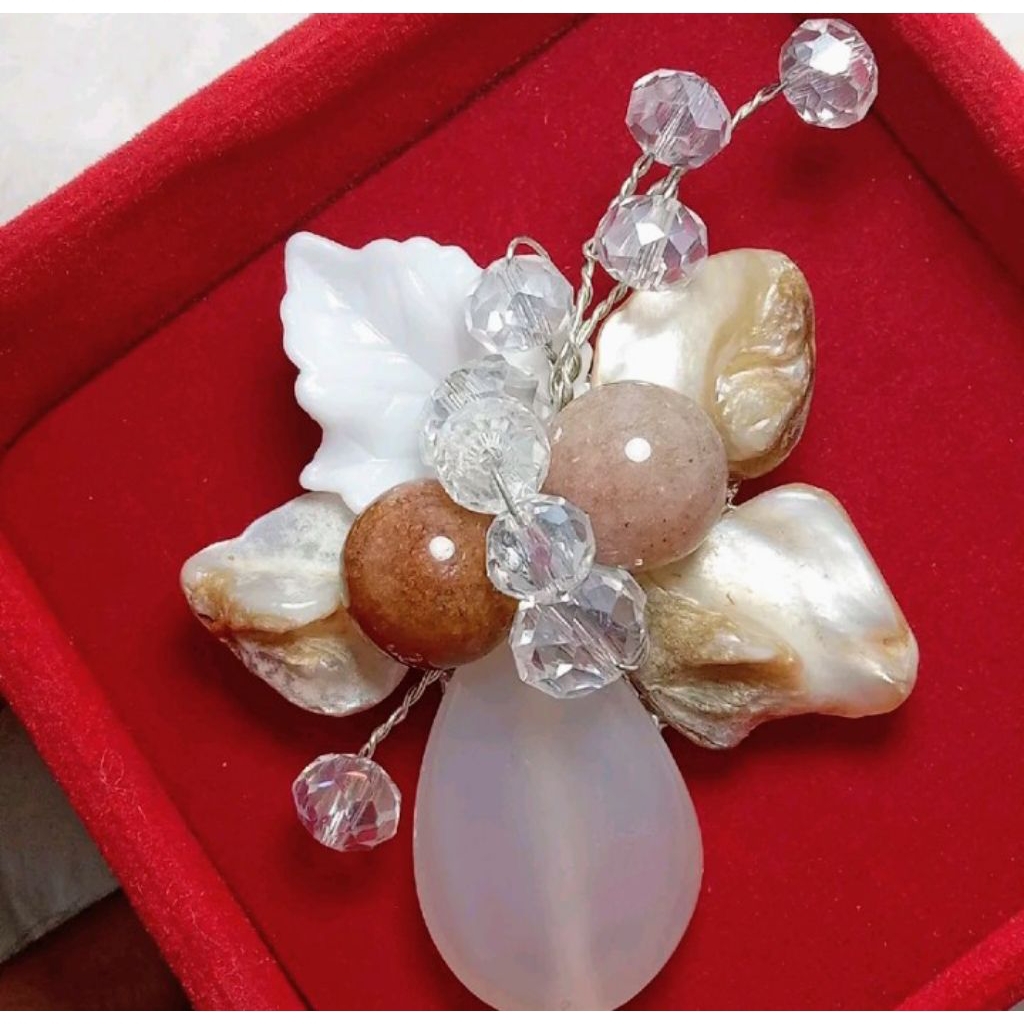 Bros batu alam kalimantan,Bros batu,Bros mewah,Bros hijab,Bros kristal,Bros jilbab,Bros cantik,Bros 