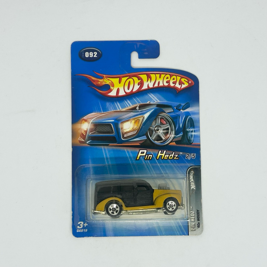 Hot Wheels Old Pin Hedz Mercedes Unimog