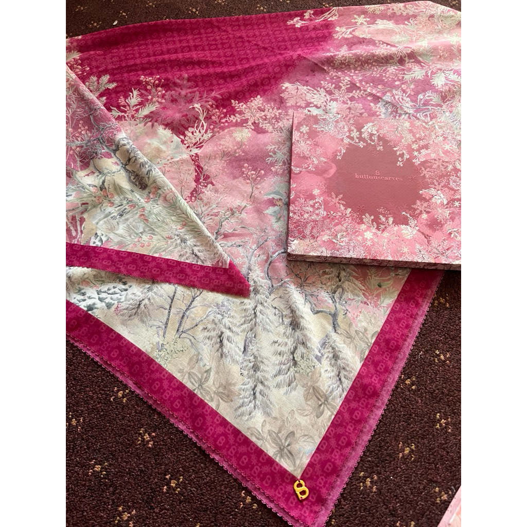 preloved buttonscraves holiday deepblue chai frozen black tdp viola 1 blackal aqsa ivory granada but