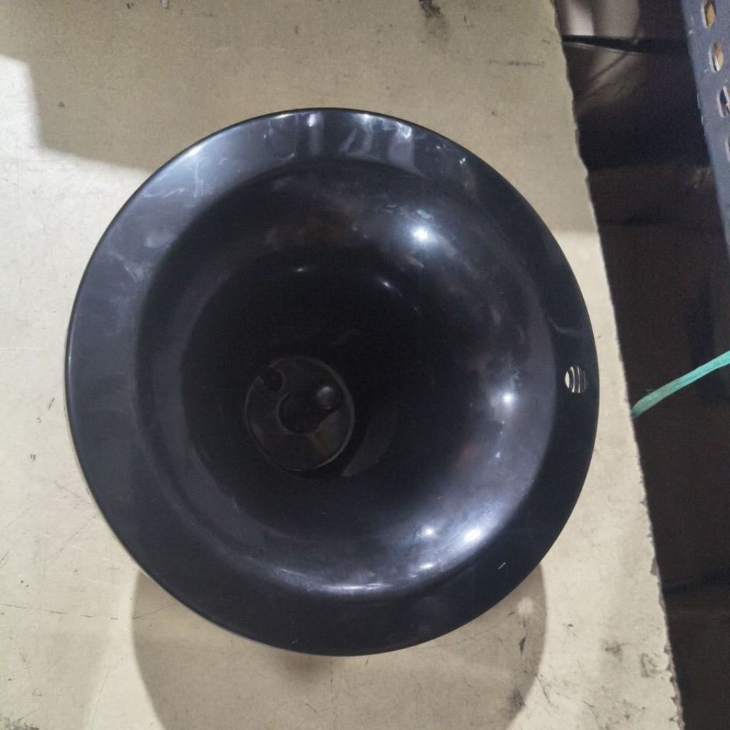 Corong dispenser sanken