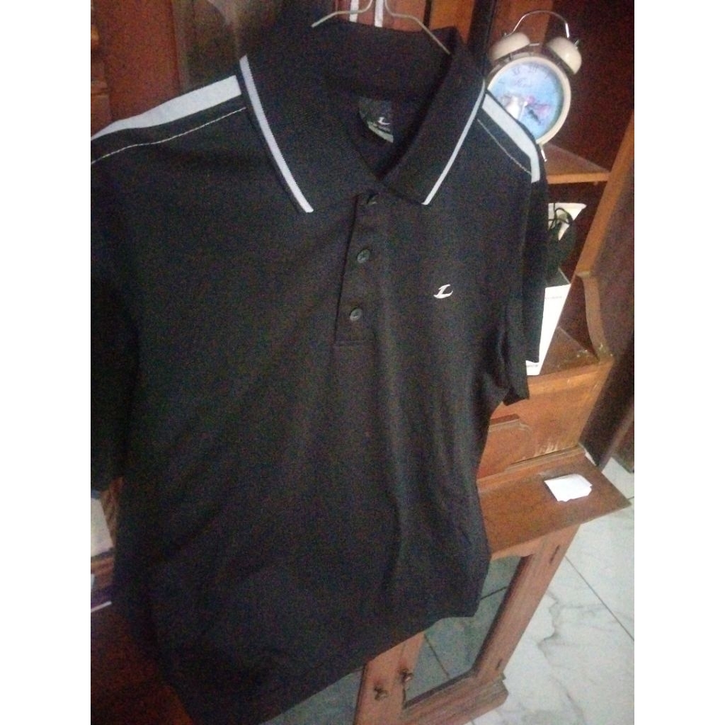 polo hitam Lecaf