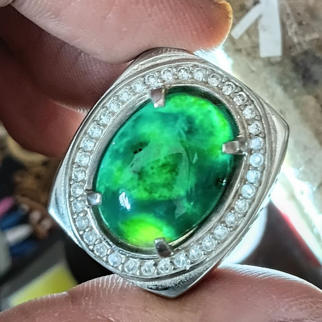 NATURAL BATU BACAN DOKO HQ ( DIM.18 RING 9)