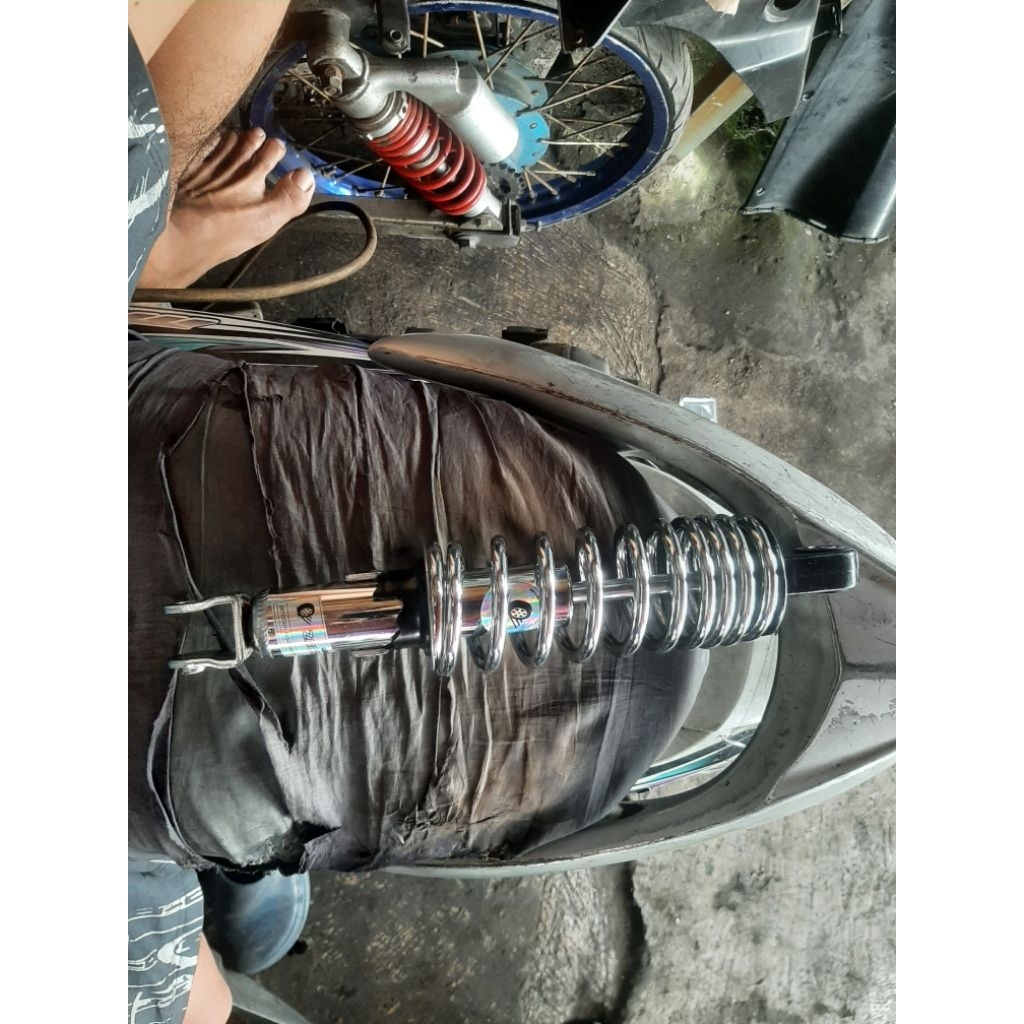 skok belakang (zacro)