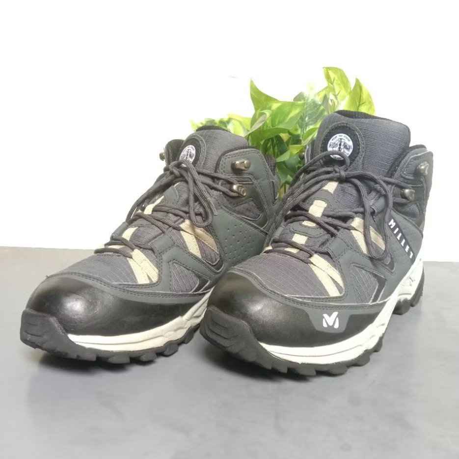 sepatu hiking Millet