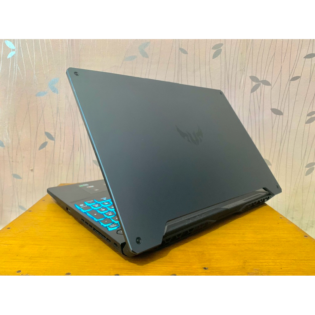 Laptop ASUS TUF A15 FX506IV Ryzen 9 4900H RAM 8GB SSD 512GB RTX 2060 6GB Mulus