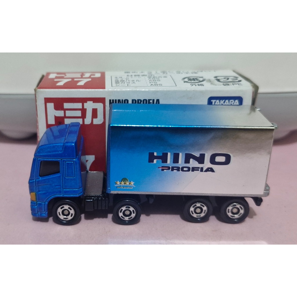 Diecast Takara Tomy Tomica 77 Hino Profia