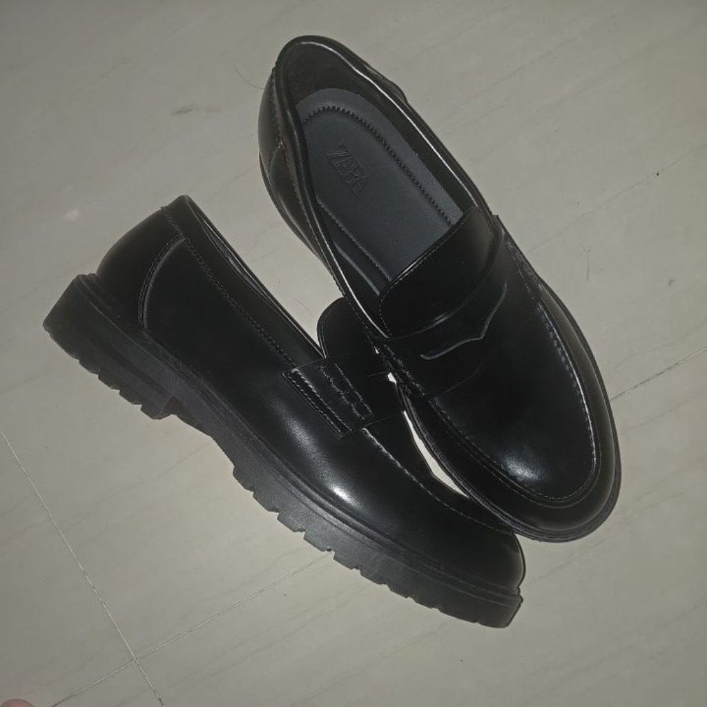 Sepatu Pria Zara Smart Penny Loafers Size 44