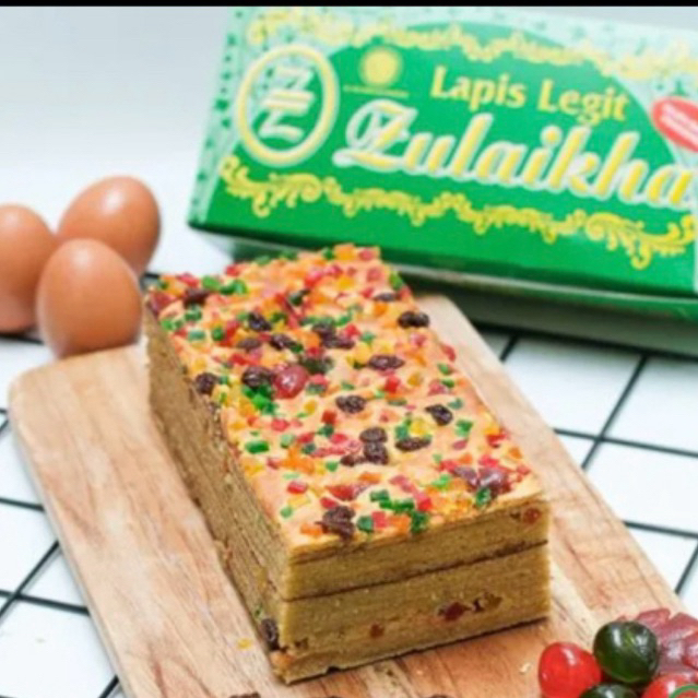 Lapis Legit Mix Fruit Zulaikha Medan ukuran kecil setengah loyang