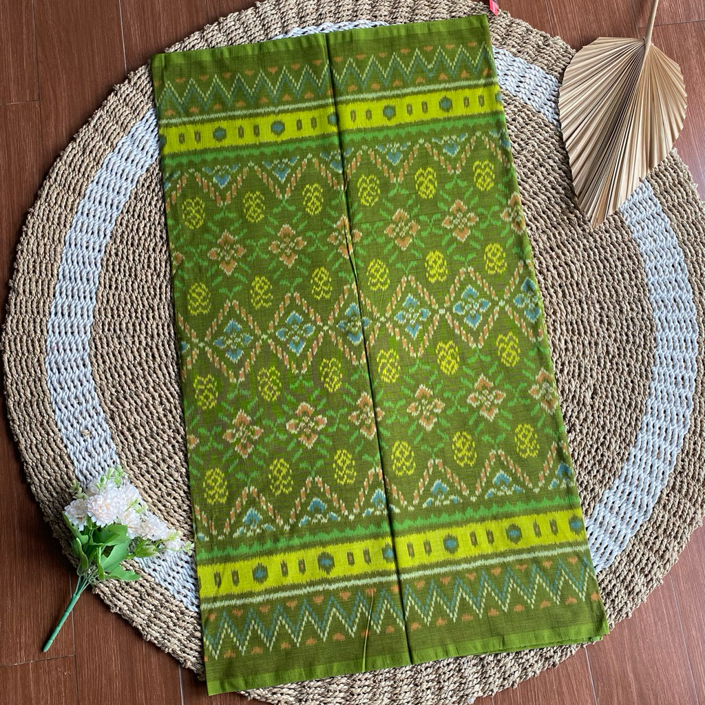 KAIN TENUN ENDEK KHAS BALI MOTIF PALEMBANG HIJAU SANDAT GRINGSING