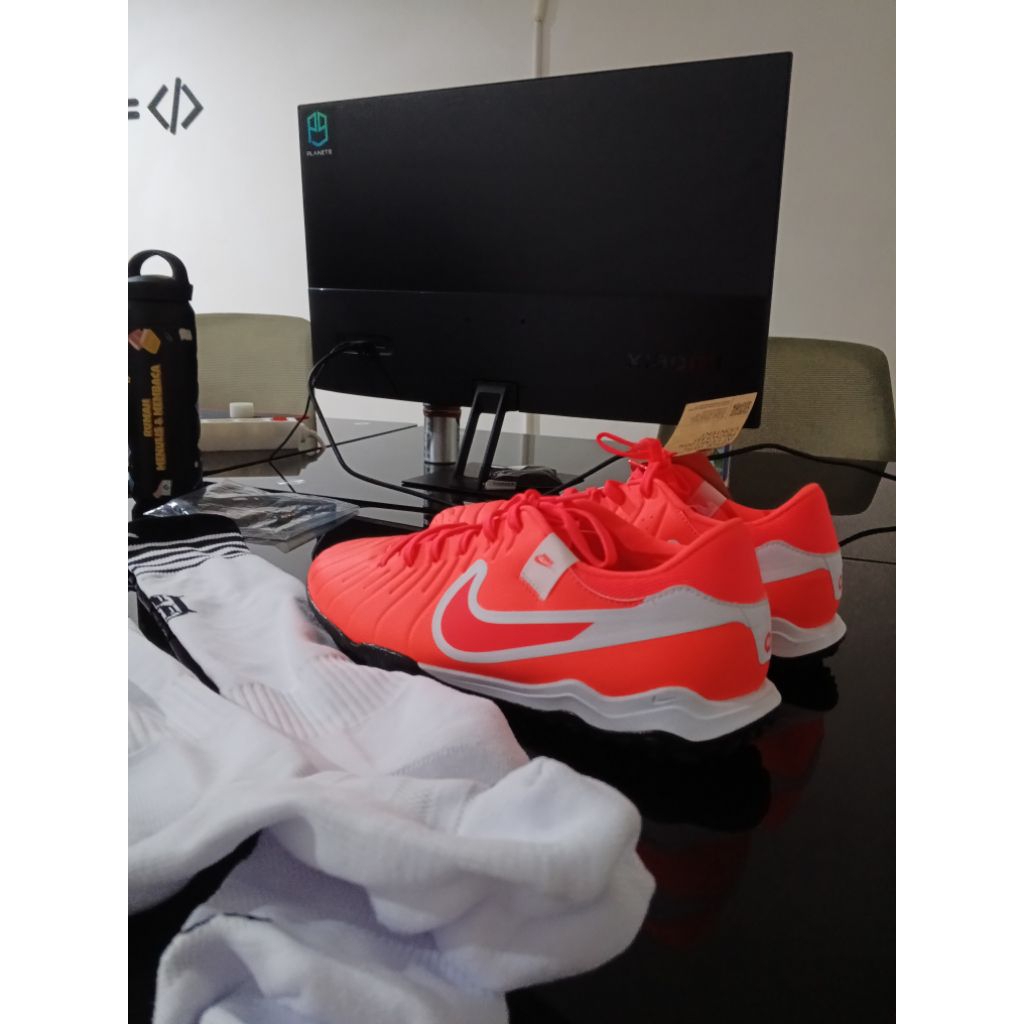 Nike Tiempo Legend 10 Academy Tf/Turf Size 42.5