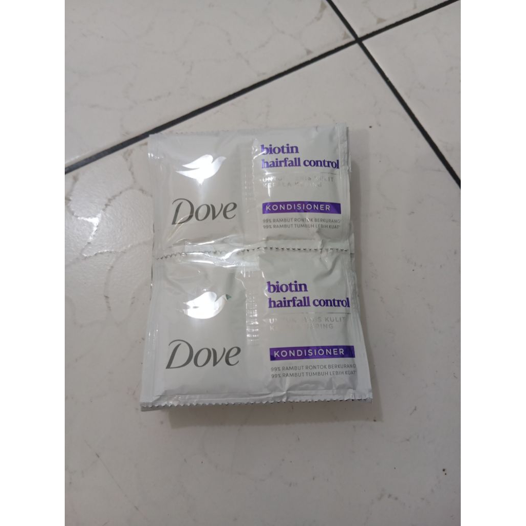 DOVE CONDITIONER RAMBUT ISI 12 SACHET