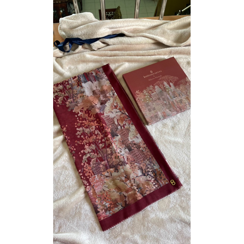 Preloved Buttonscarves X Allyssa Hawadi New York Series Reborn