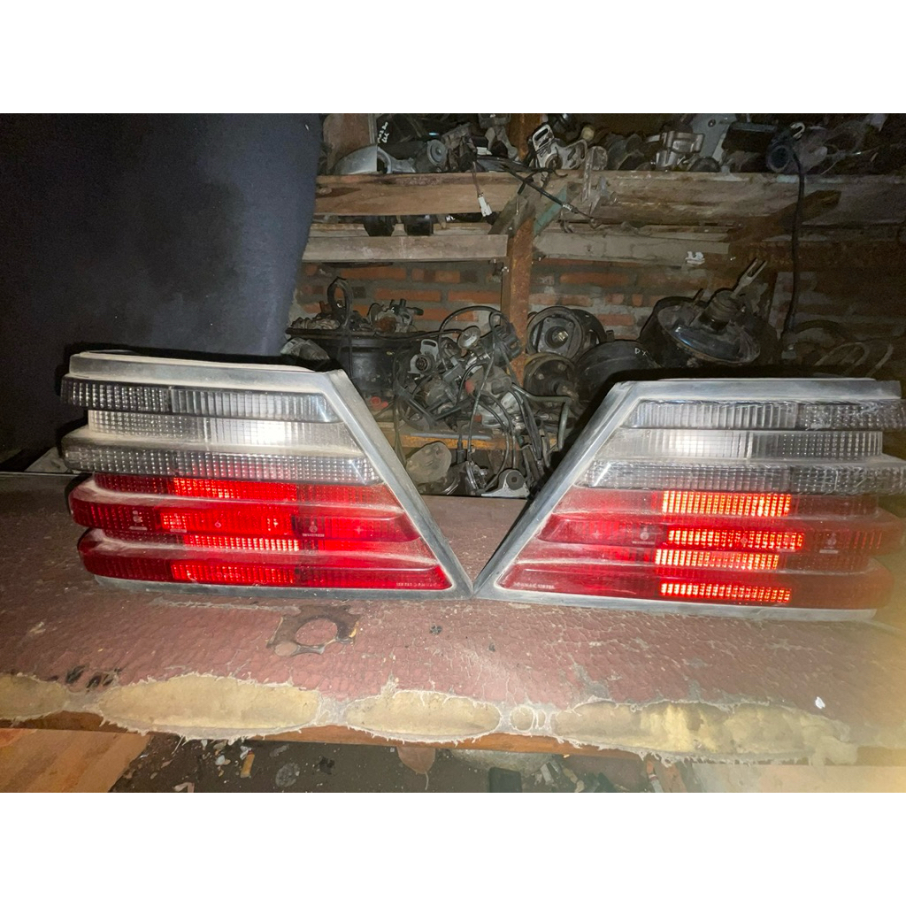 Stop Lamp Mercedes W124