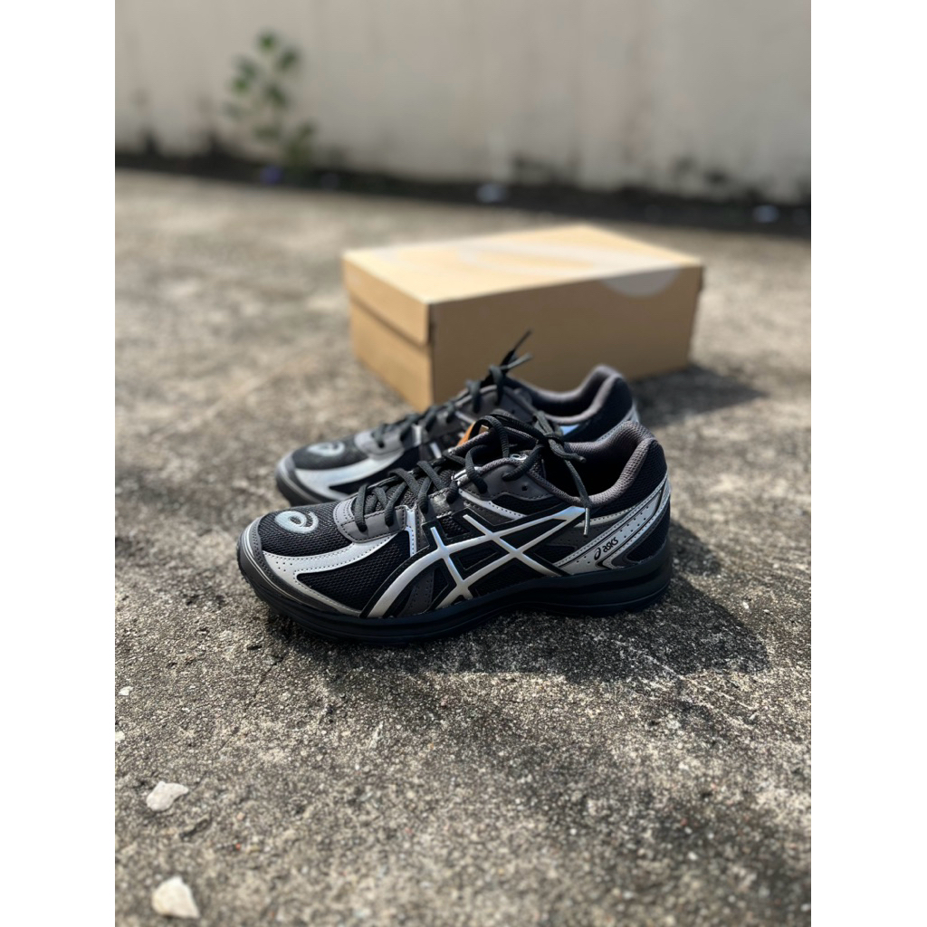 ASICS JOG 100s BLACK ORIGINAL