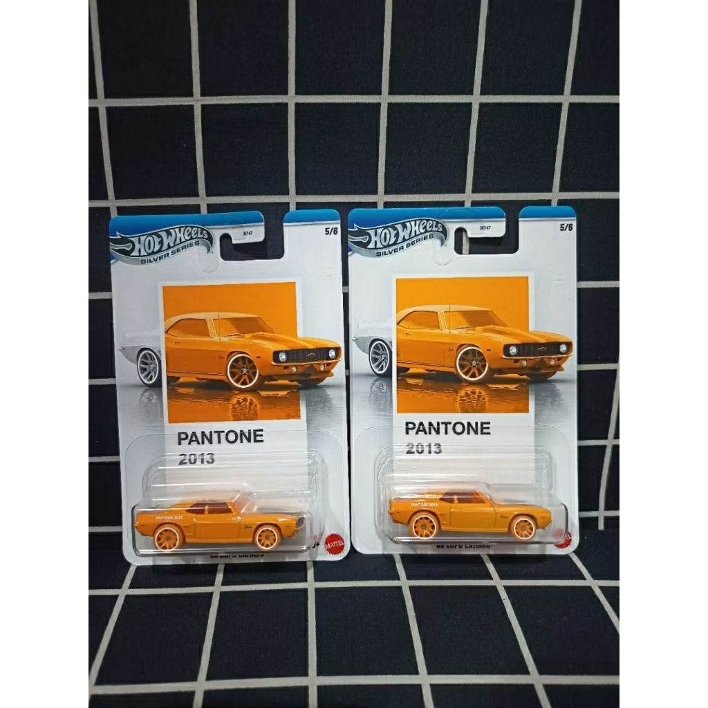 Hotwheels silver series pantone 69 Copo Camaro