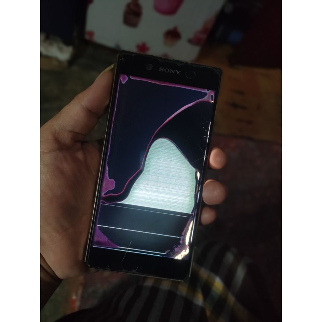 Sony Xperia z4 docomo so-03G  minus lcd